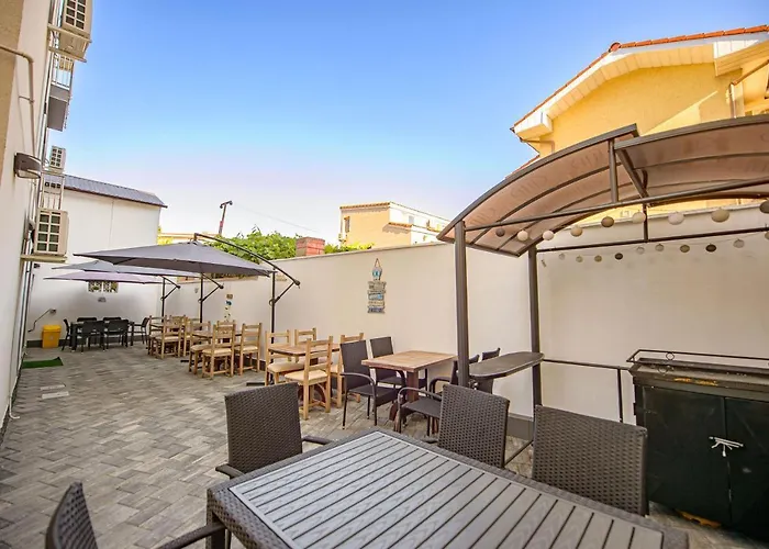 Karma 3* אפורי נורד